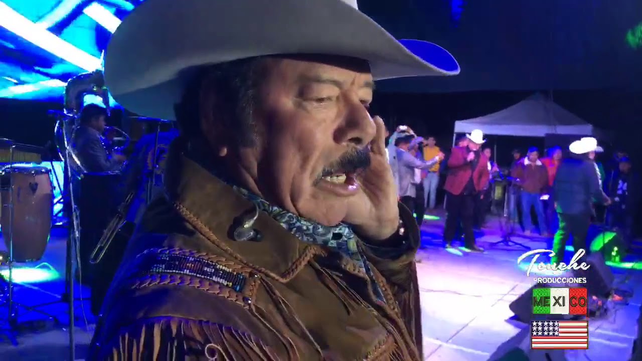 El Invasor Mayor Con Banda - Laurita Garza