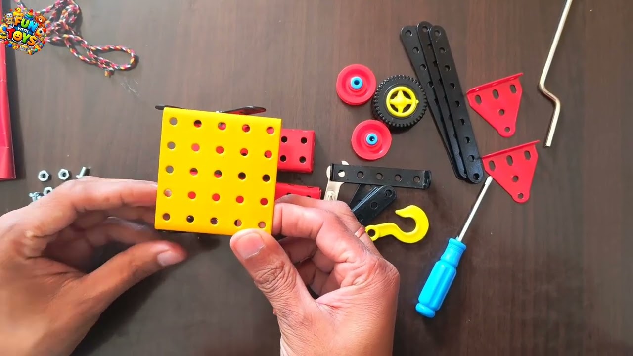 Fun with toys, Big crane assembly 🥰. #kidsvideo#youtubercreator#kidschallenge#toydiscovery