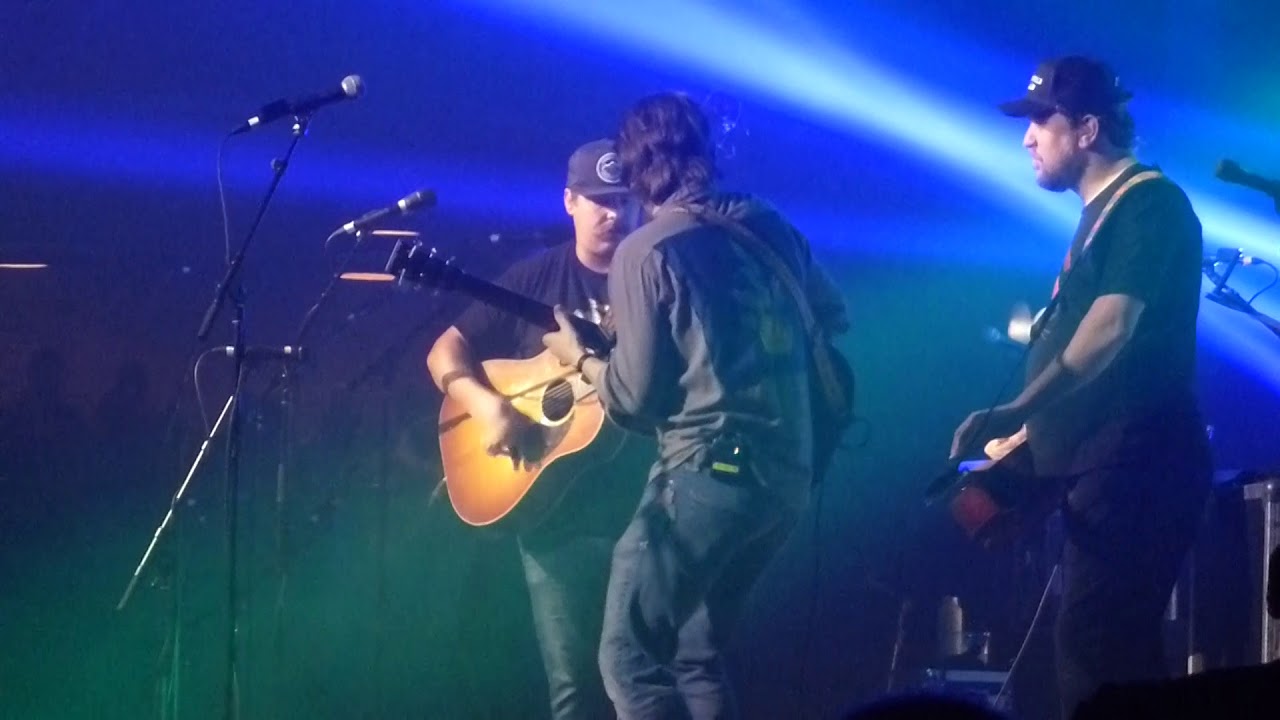 Dave Bruzza & Billy Strings  