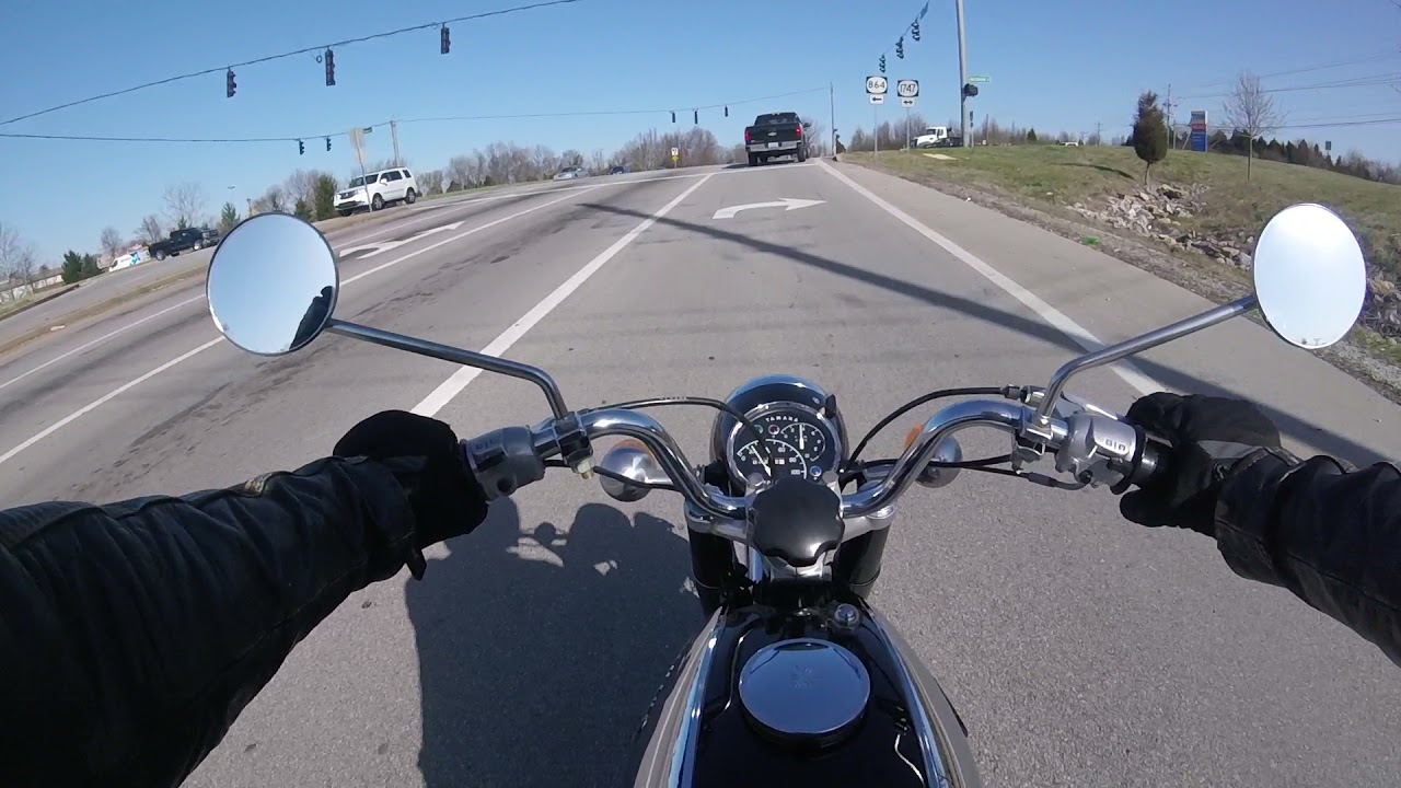 1968 Yamaha YDS5E Start Up and Ride