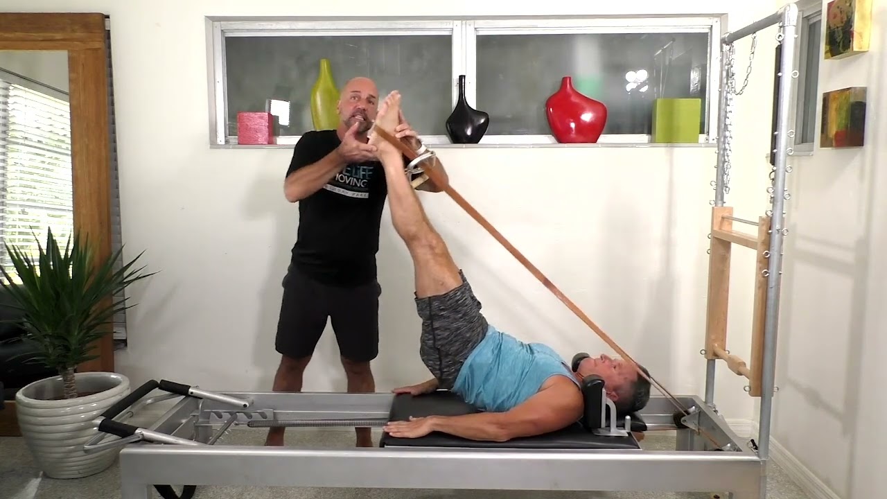 Short Spine of the classical Pilates Reformer