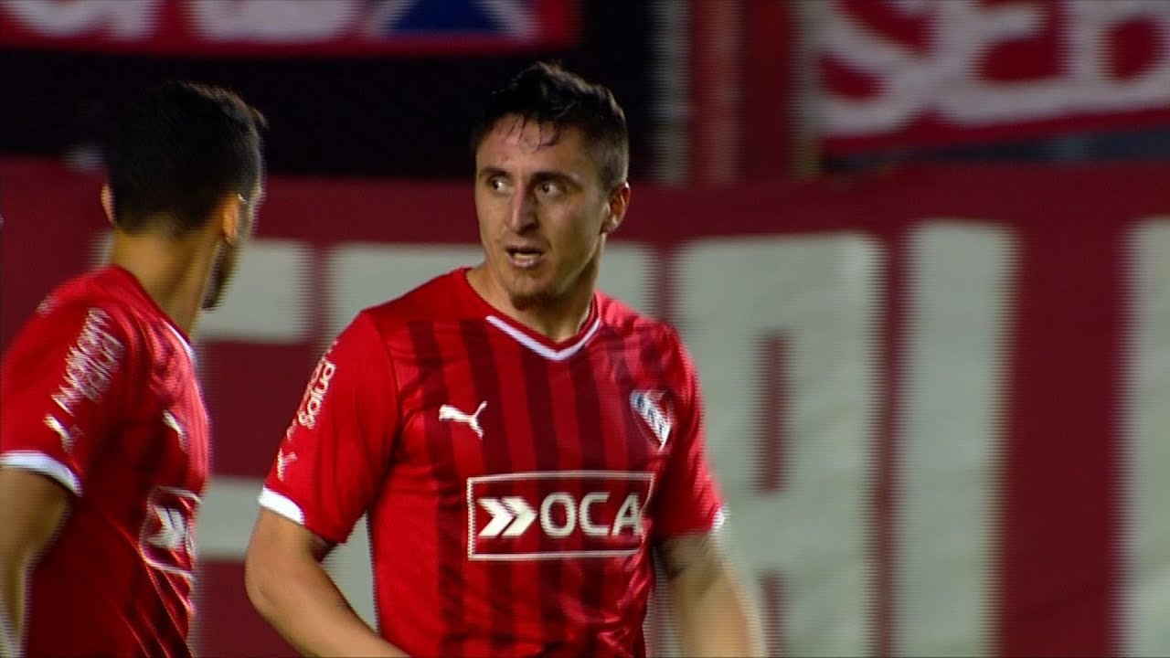 Play of the Day! Cristian Rodr&iacute;guez skills & assist vs. Arsenal