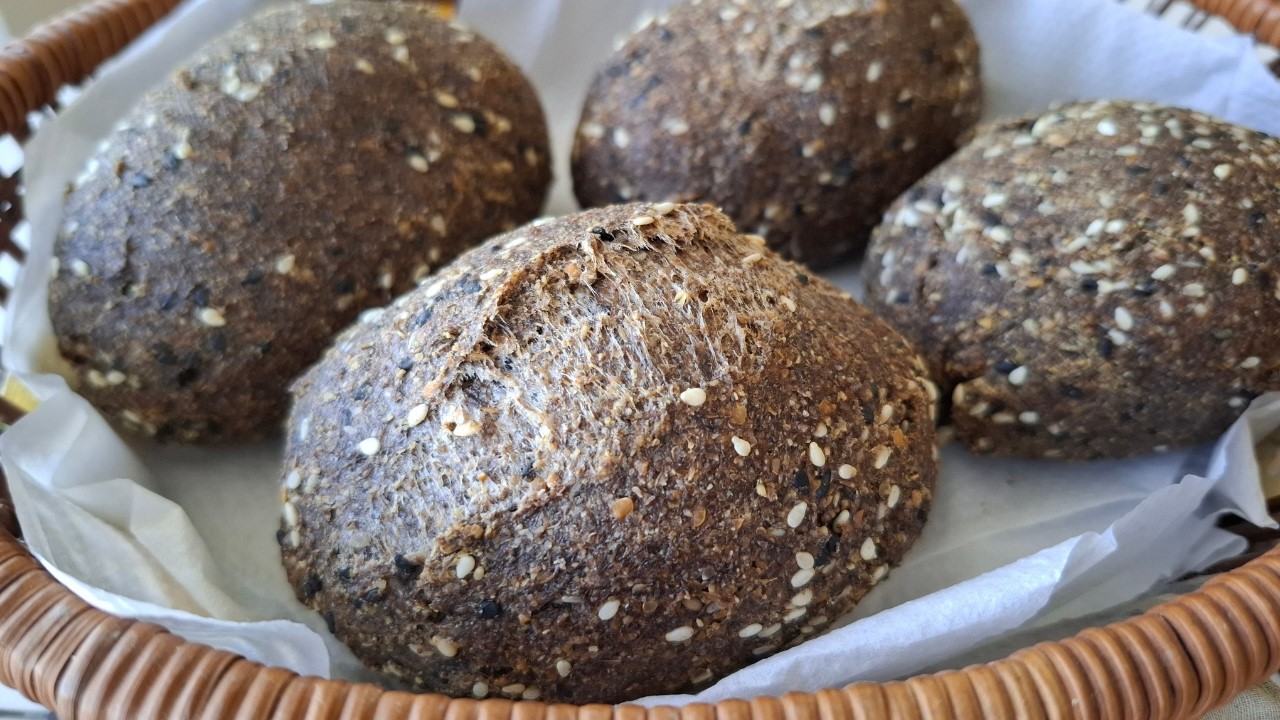 PEGUE LINHAÇA E CHIA E COMA O MELHOR PÃO INTEGRAL! SEM GLUTEN!