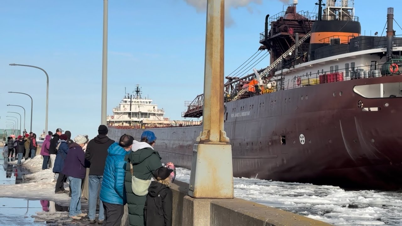 Oberstar Kicks Off the 2026 Season as First Ship Out of Duluth!