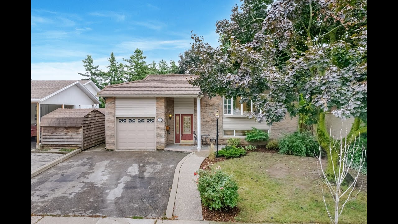3150 Bentworth Drive, Burlington Home - Real Estate Properties