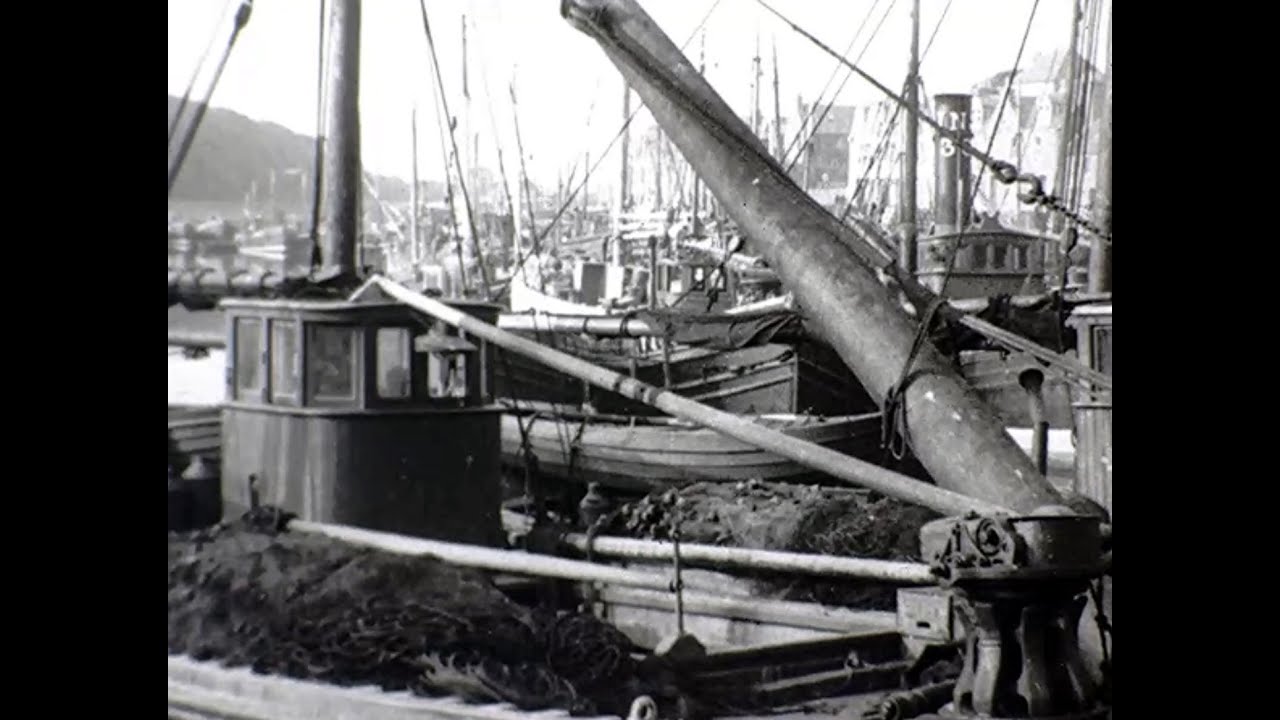 Isles of the West, Scotland, Stornoway,  Hebrides,  Distributed by Kinograph 1940, 1940s, F884