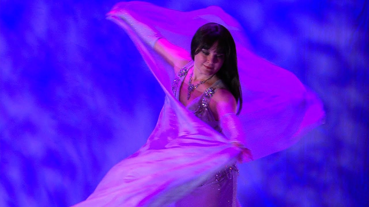 New York City belly dance star Tanna Valentine - belly dancing veil improvisation