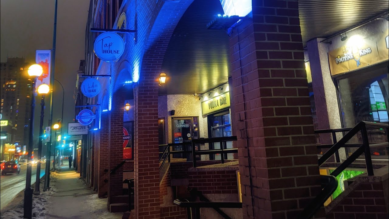 4K Winnipeg Walking Video 20 - Night Time Walk in Osborne Village - Winter