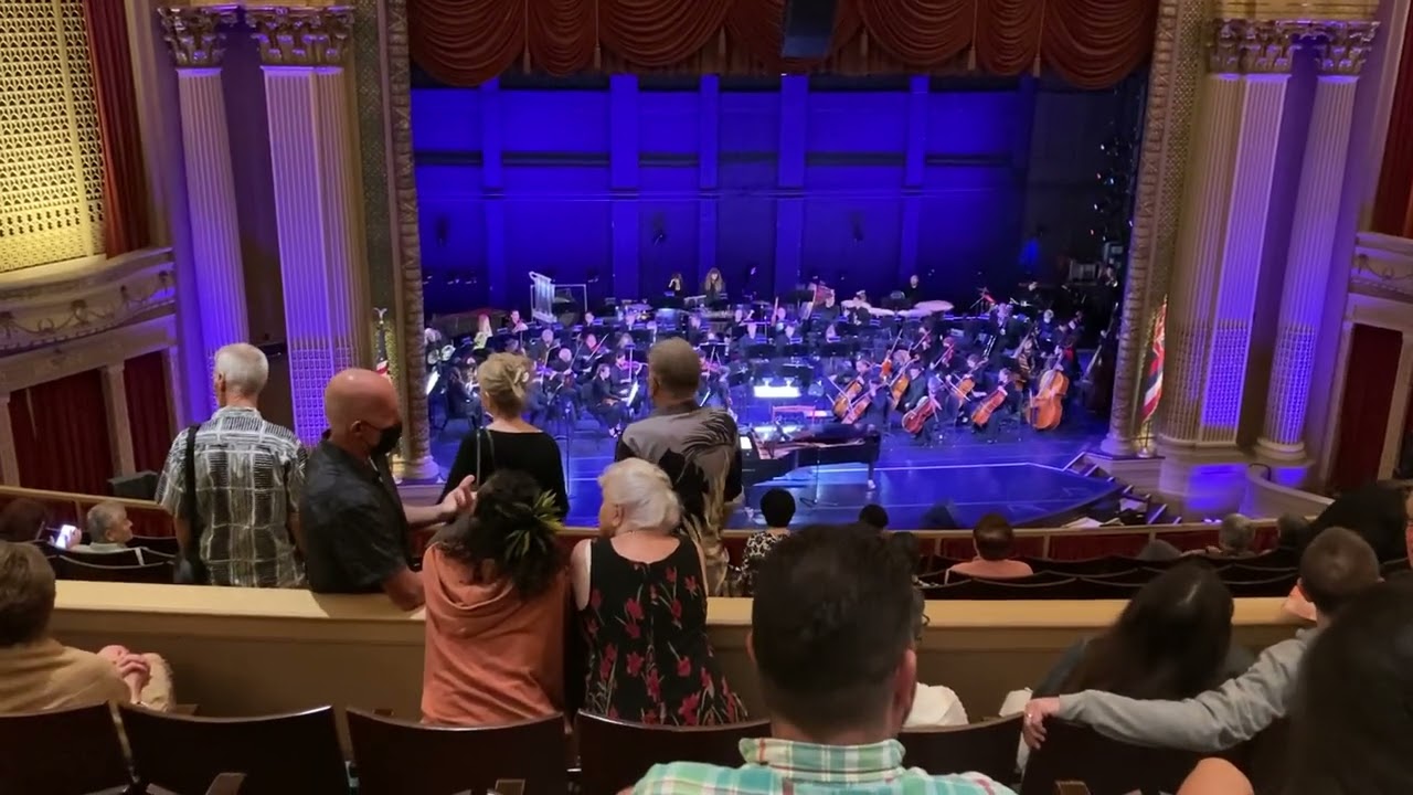 Hawaii Theater inside Loge/balcony level￼