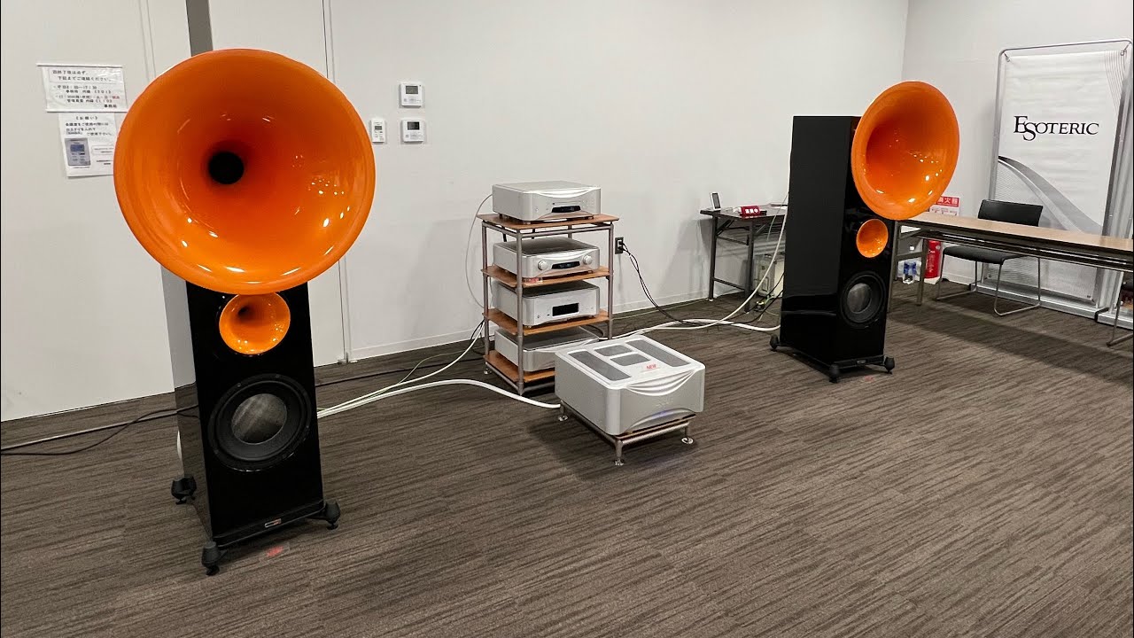 北海道オーディオショー。エソテリック＆アヴァンギャルドのブースです。