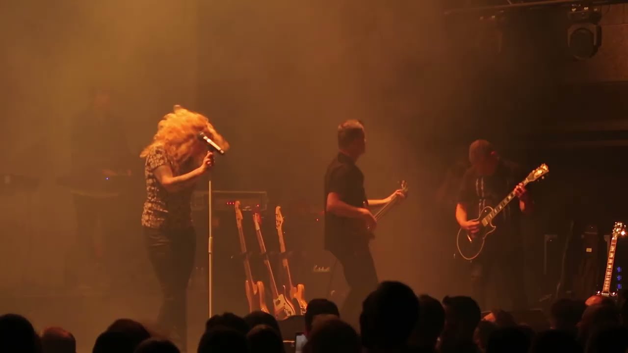 The Gathering - Leaves - Live at 30 Years Mandylion Doornroosje Nijmegen 27th August 2025