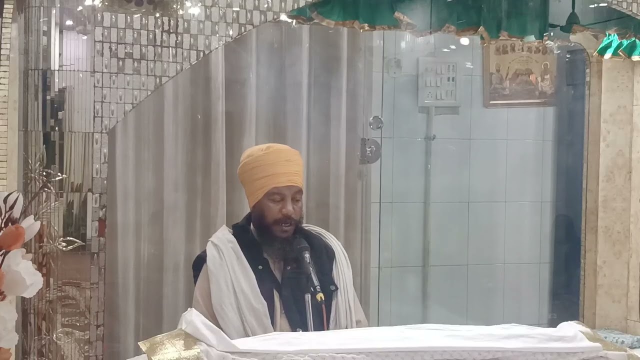 ਹਰਿ ਹਰਿ ਬੁੰਦ ਭਏ ਹਰਿ ਸੁਆਮੀ 