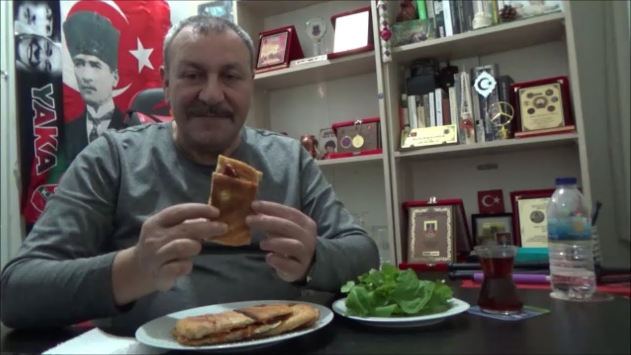 9S/12B🇹🇷Sabahın 6'sında Çay demledim. Tost yapıp yedim...