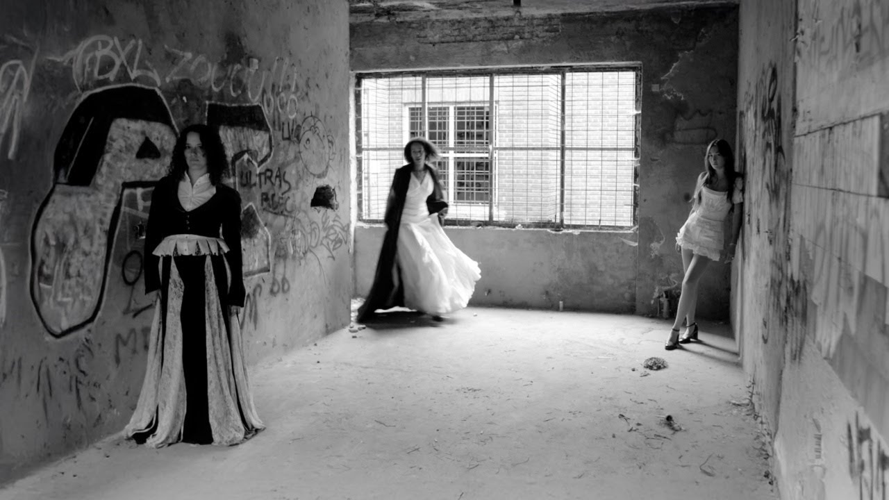 Tell her - Charlotte Féroce