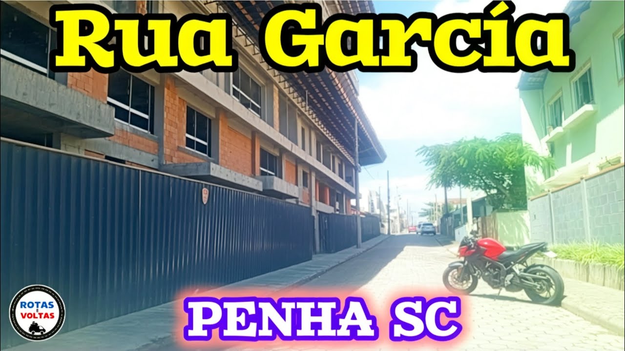 Perto da praia e do Beto Carrero 