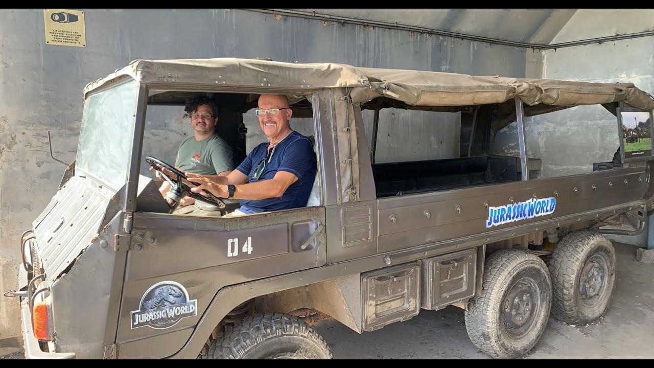 That time I went to Hawaii, Vlog 5, Kualoa Ranch Jurassic Adventure Tour PART ONE: Mountain Bunker