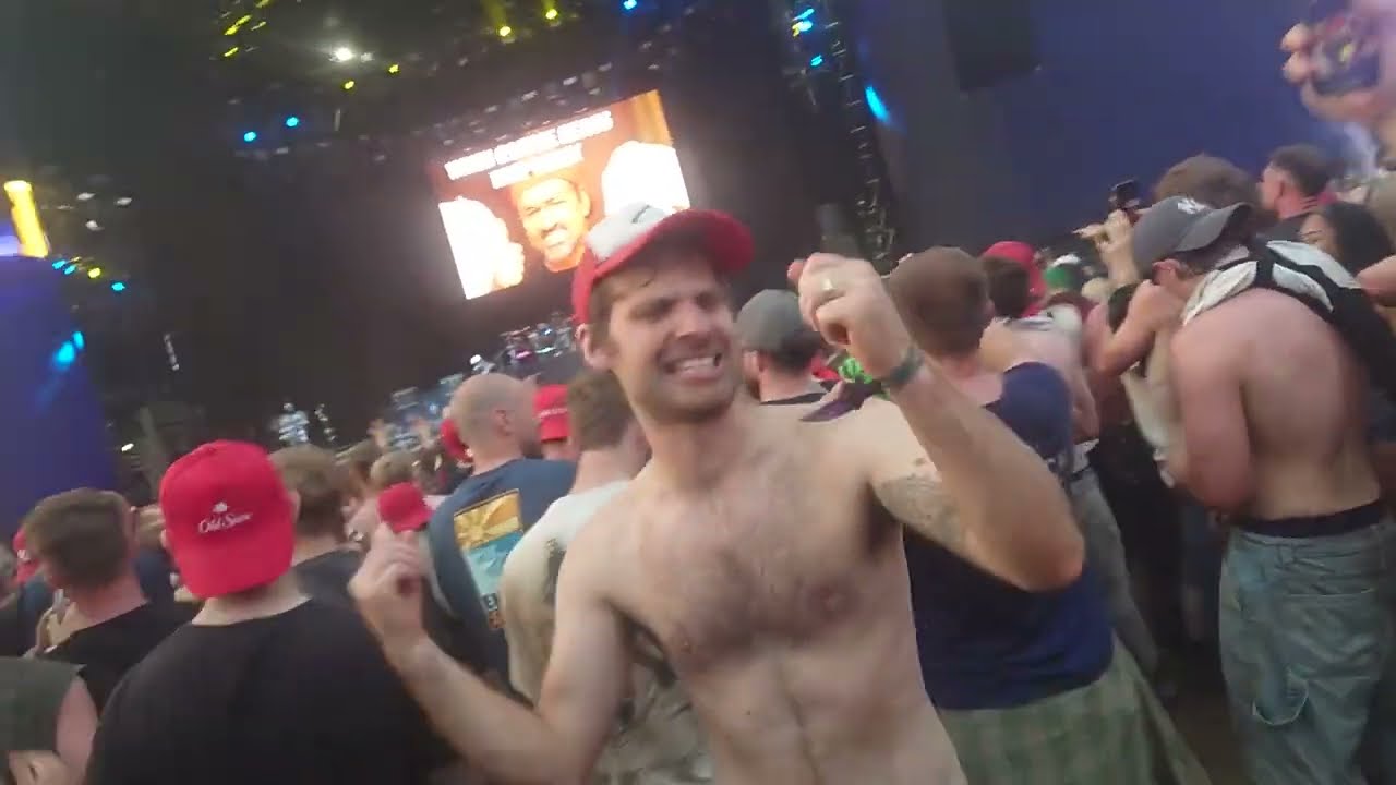 [MOSHVID] Limp Bizkit LIVE at Leeds Festival 2025 HIGHLIGHTS