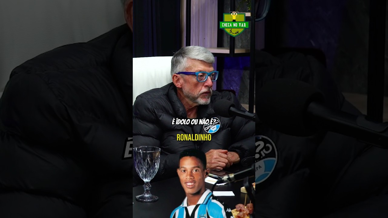 RONALDINHO &Eacute; &Iacute;DOLO DO GR&Ecirc;MIO? FARID RESPONDE! | &Eacute; &Iacute;DOLO OU N&Atilde;O &Eacute; &Iacute;DOLO?