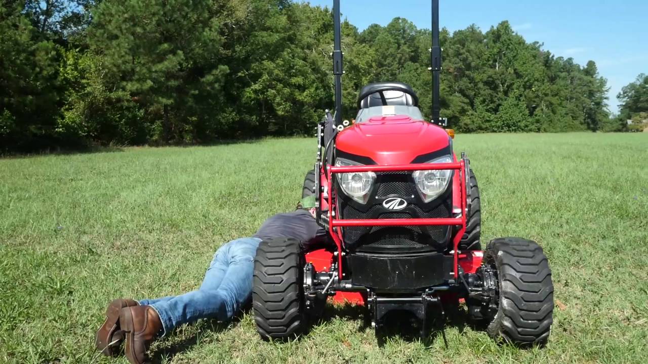 John Deere 1 Family vs Mahindra eMax