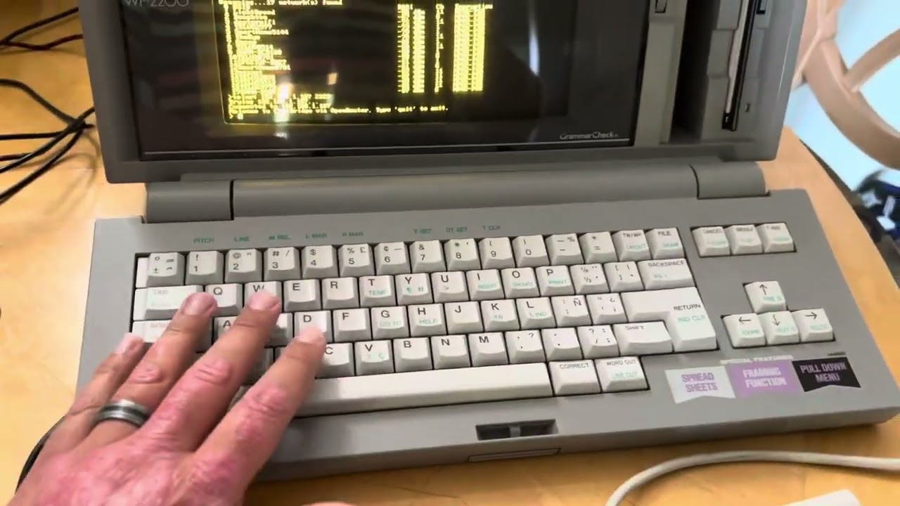 I hacked a 1992 Word Processor to use ChatGPT and other AI!