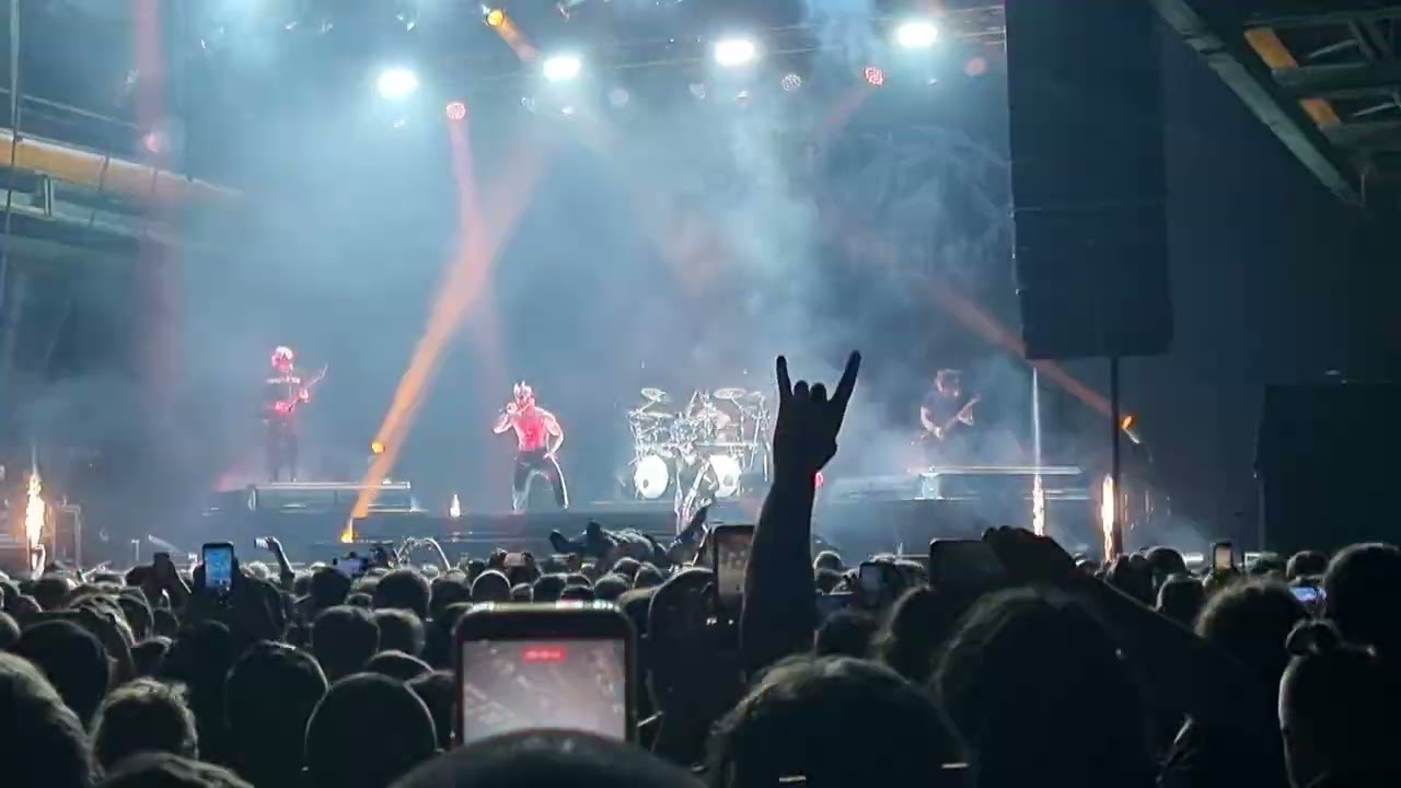 Slaughter to Prevail Demolisher live in München Zenith 06/02/26