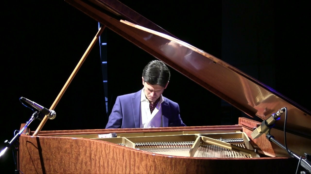 Frédéric Chopin “Étude Op.10 No.12 (Revolutionary)” - Ivan Donchev, piano