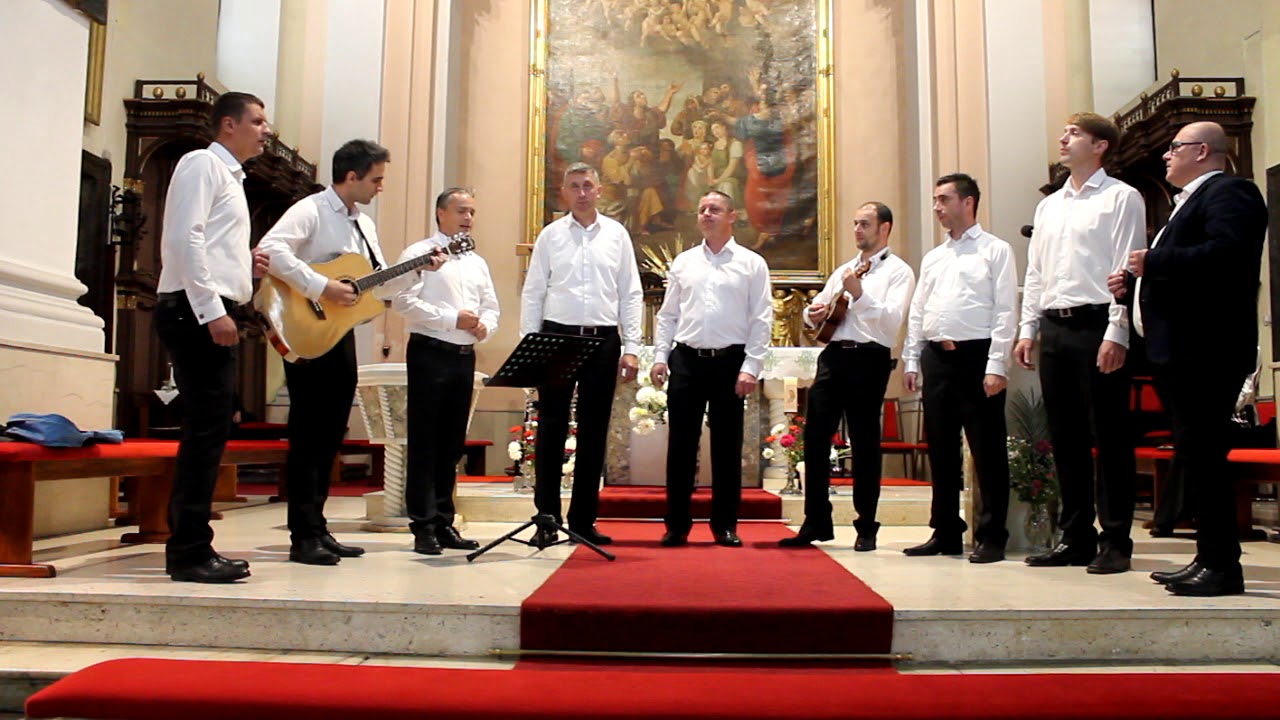 Klapa Kmeti - Ljubav to si ti (You Raise Me Up) (LIVE)