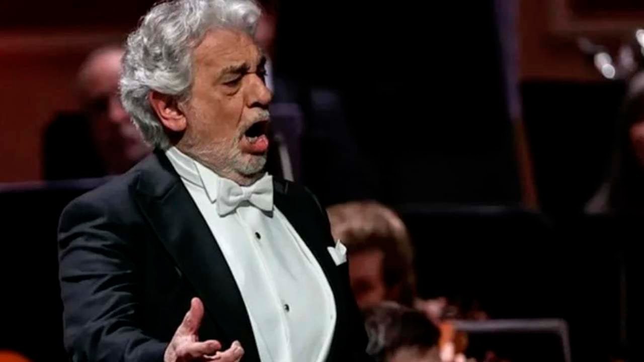 Plácido Domingo, vinculado con 