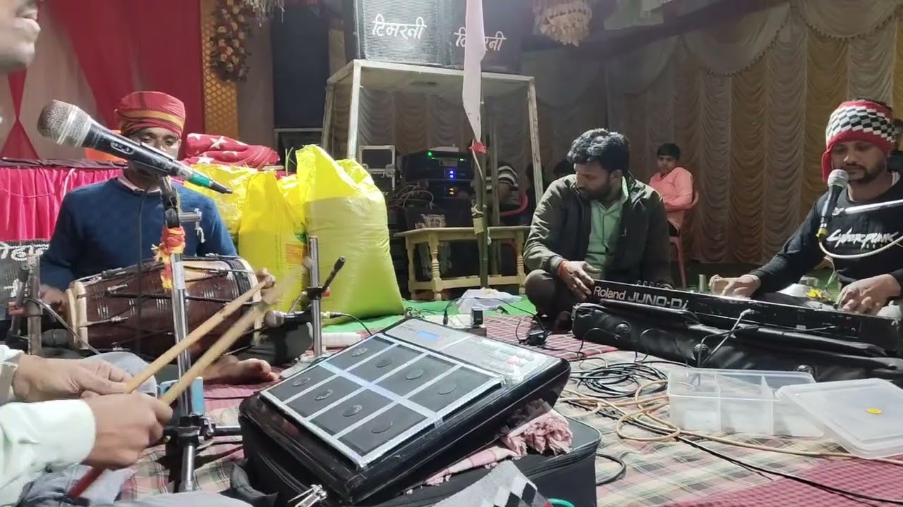 गिरजा ललना पहले तुम्हें मनाते हैं सुपरहिट भजन।