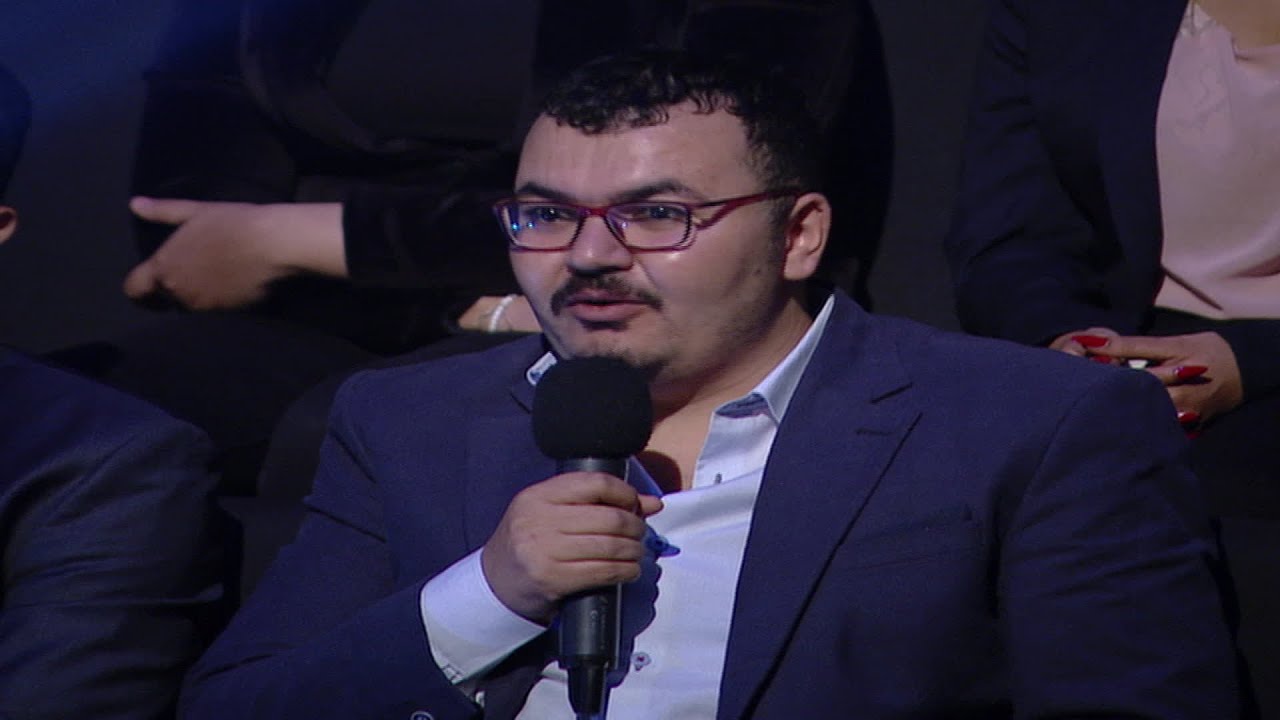انا سعيد | مقدرش يتخطي الوجع حتي بعد ما مر 10 سنين..قصة مؤثرة من واحد من الجمهور 💔