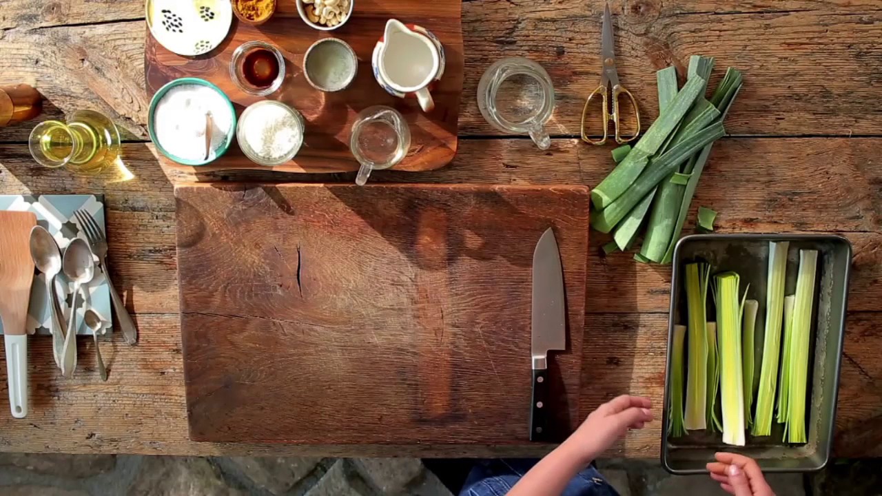 Przepis na pory zapiekane w sosie curry | Marta Dymek poleca