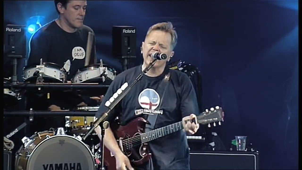 New Order - Crystal (Finsbury Park 2002) [High Quality]