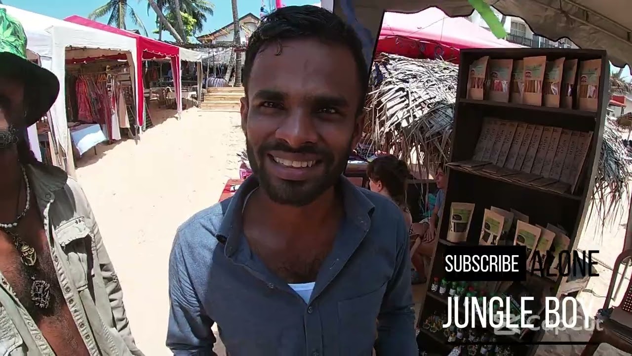 Tourist Entrepreneurs at Hippie Market - #hikkaduwa