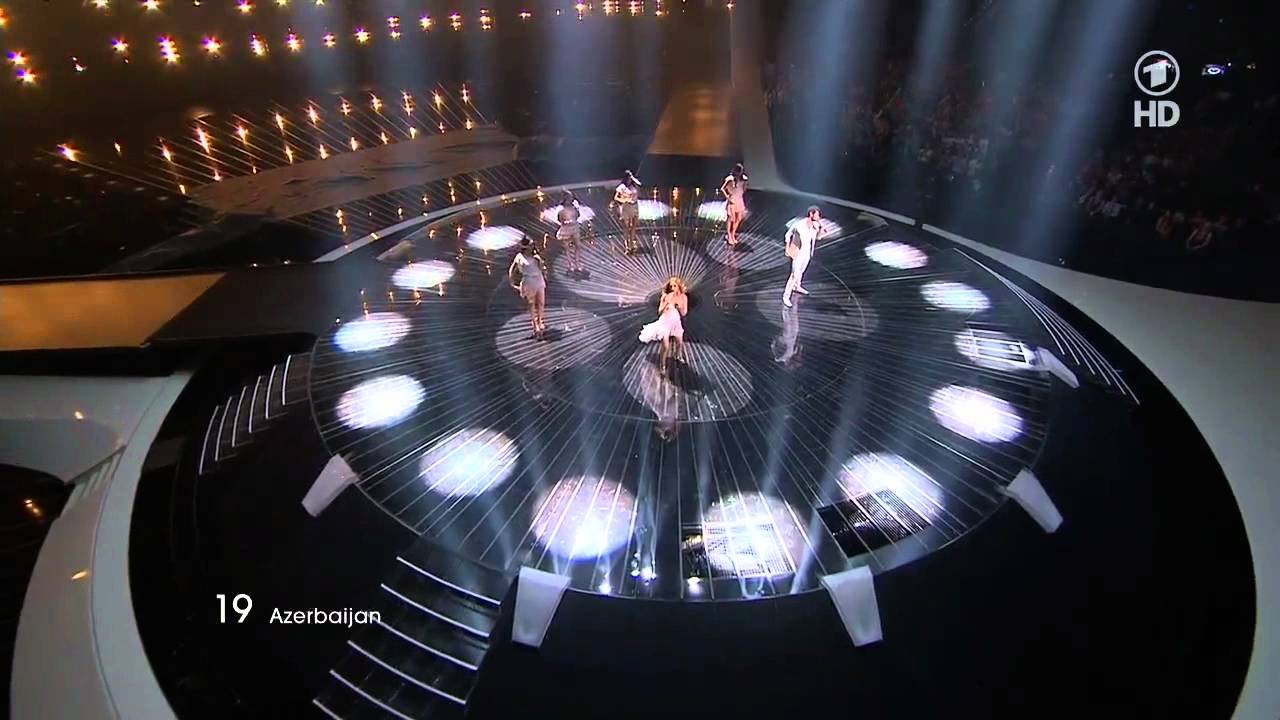 Ell & Nikki - Running scared  (live at ESC 2011 HD 720p)