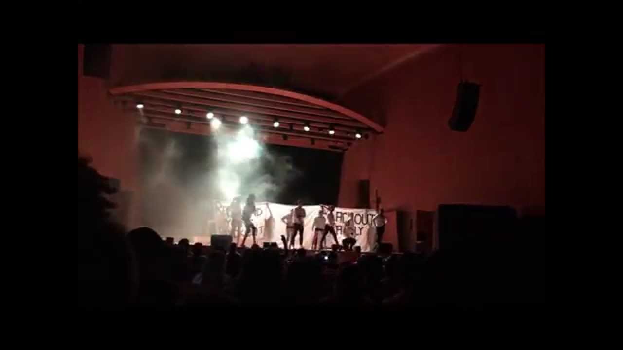 Blackout Family- Showcase Winners( JUST MOVE IT 2014)