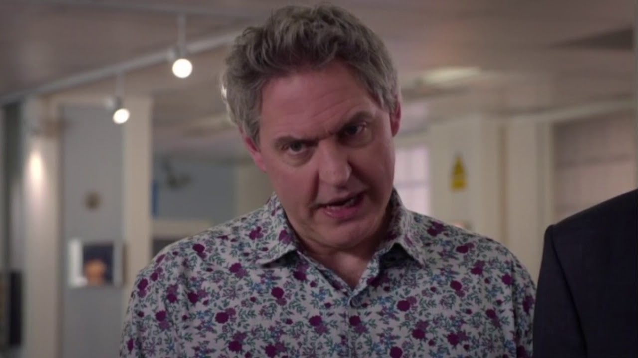 Holby City s19 e23 Hanssen scenes