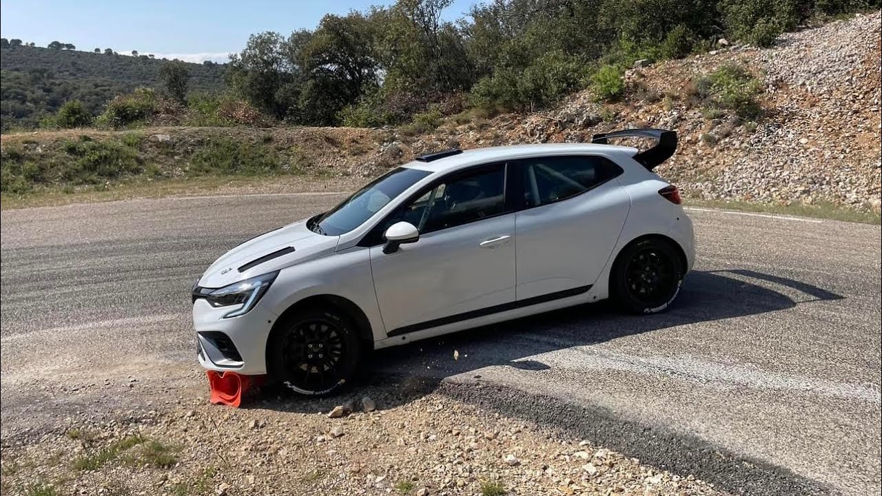 Rallye Antibes 2023 Test Tom Pieri Clio Rally 3 4 roues motrices