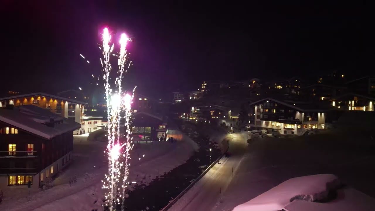 New Years Eve Mountain Laser Show & Pyrotech At Lech Am Arlberg [4K] - Airdynamics Vienna, Austria