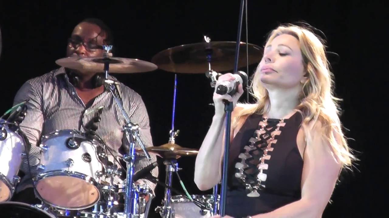 Taylor Dayne Nothing Compares To You/Born To Sing 2016