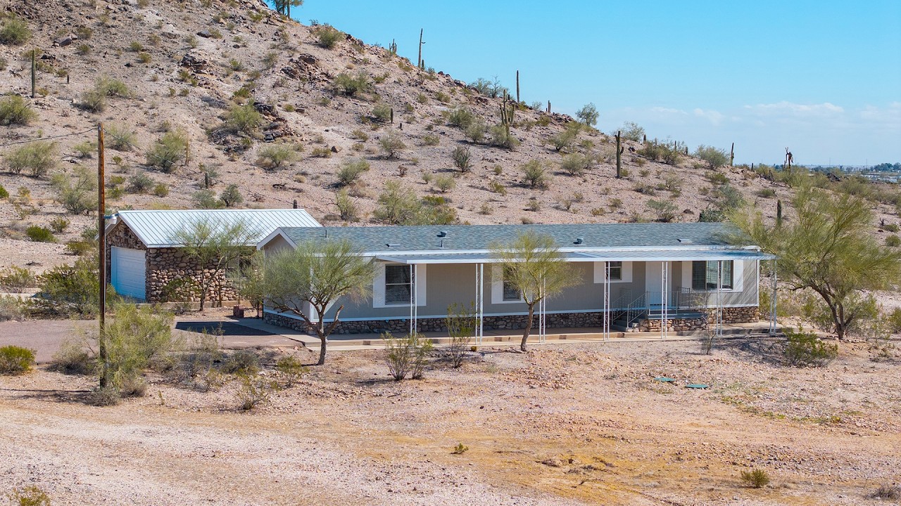 Property Feature: Hidden Valley Road in Maricopa, Arizona