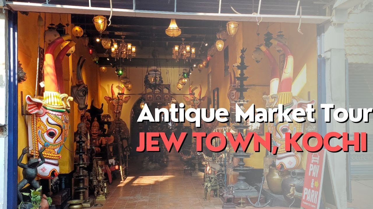 Antique shopping in Jew Town - Fort Kochi