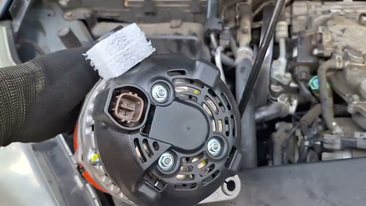 2006 honda odyssey  cambio de alternador