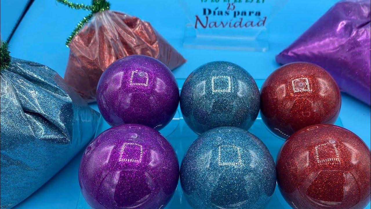 Personalized christmas ornaments DIY Cricut! Como personalizar esferas navideñas con Brillo!