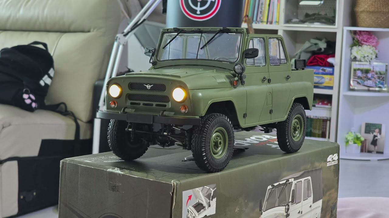 1/10 Scale RC Car WPL C94 UAZ-469 Unboxing & offroad