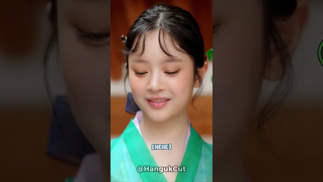 hanni wears mint hanbok reminds her of the Little Mermaid #newjeans #hanni