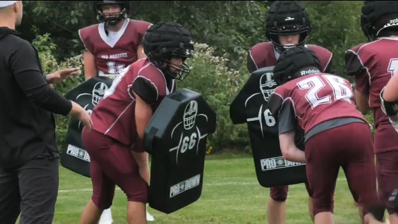 Two Harbors football looks to rebuild with young squad