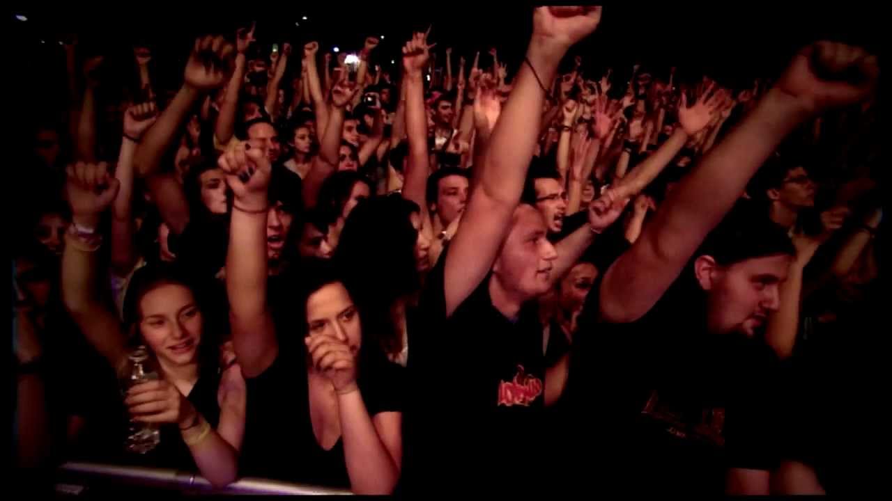 Locomondo -- Μαγικό χαλί LIVE @ SCHOOLWAVE 2011 (HD)