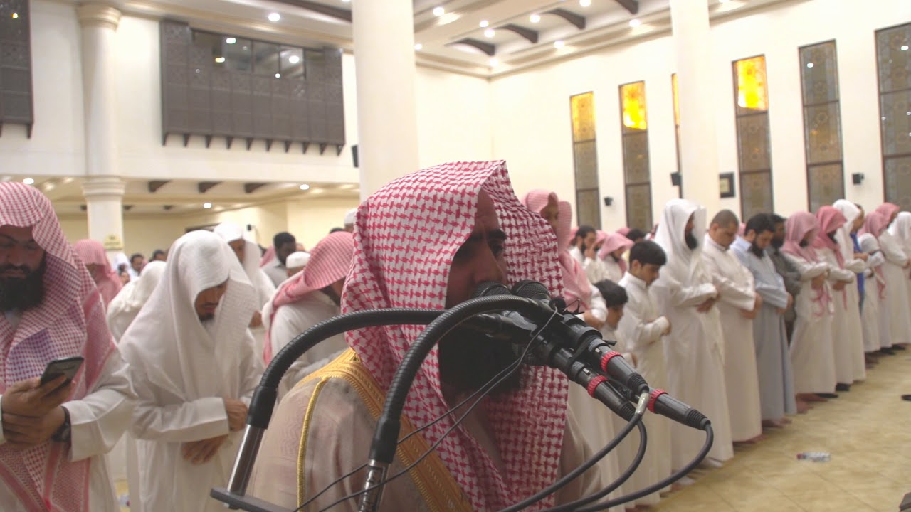 (قل أنفقوا طوعا أو كرها لن يتقبل منكم) تلاوة من الليلة 14 للشيخ محمد اللحيدان