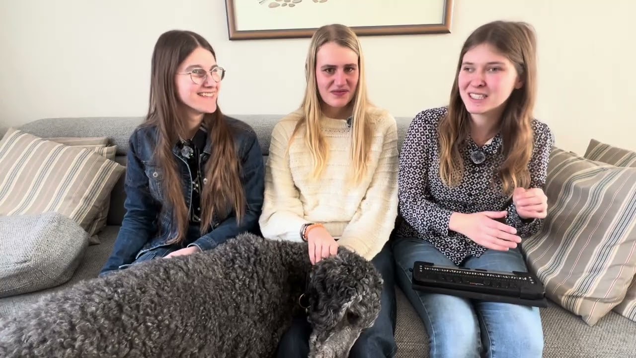 Geleidehonden, rare opmerkingen en trefbal | Q&A | Anders Bekeken