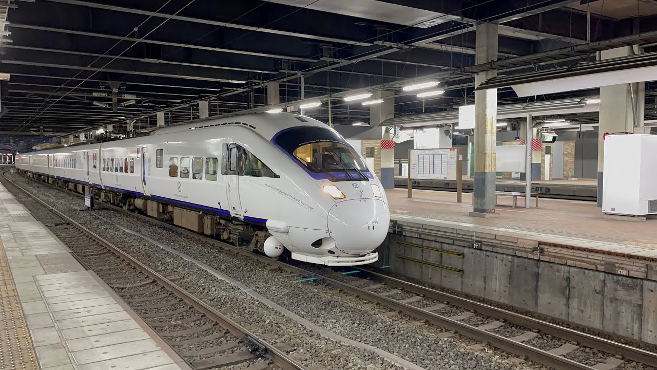885系 白いソニック41号 & 44号 小倉駅発車
